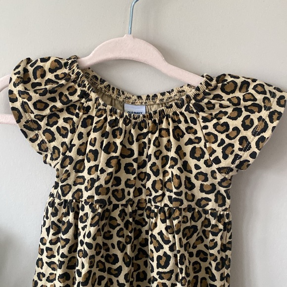 Leopard Print Romper - Picture 2 of 3